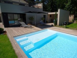 Escalier de Piscine Adapté aux Handicapés