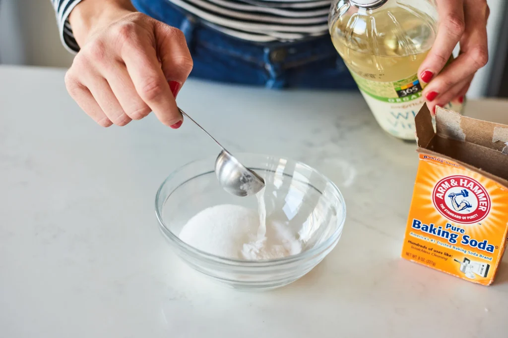 Bicarbonate, sel, vinaigre