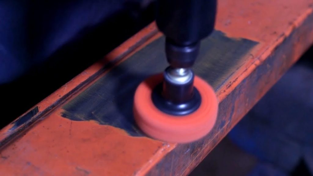 décaper la peinture sur métal