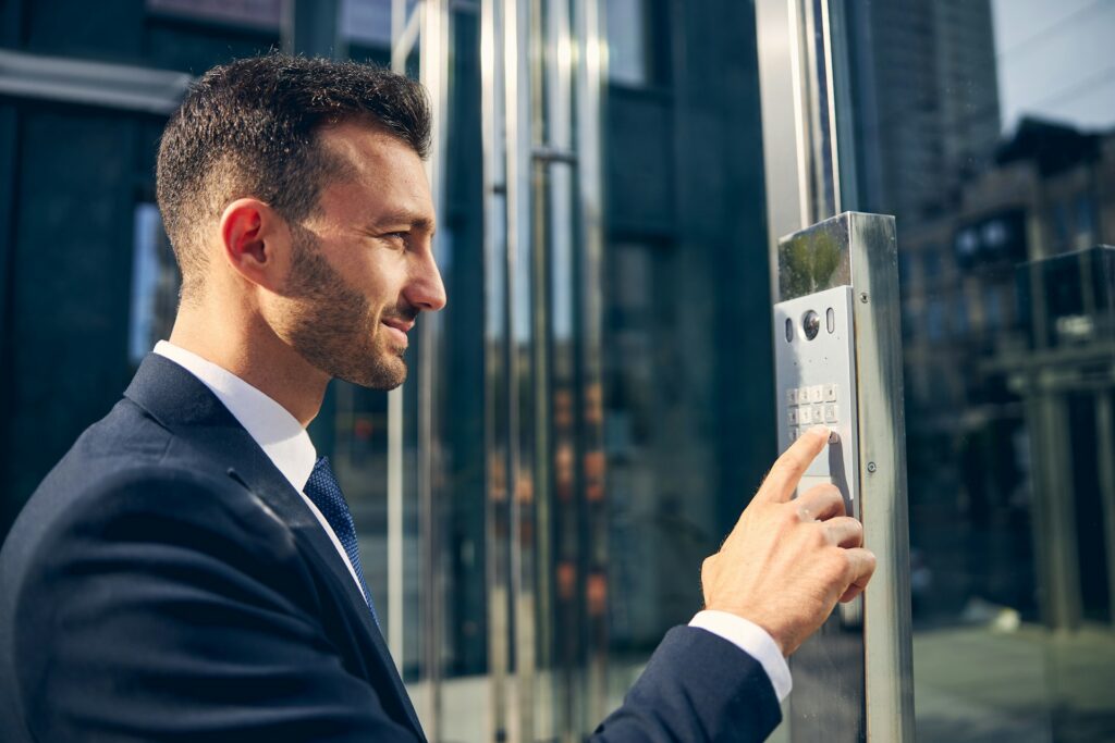 gérer les visiteurs depuis son smartphone