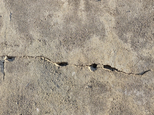 Fissure mur maison Fissure mur maison