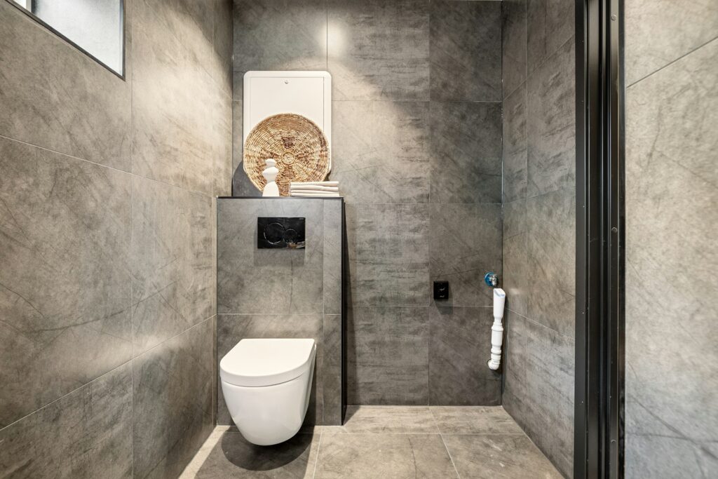 hauteur-wc-suspendu