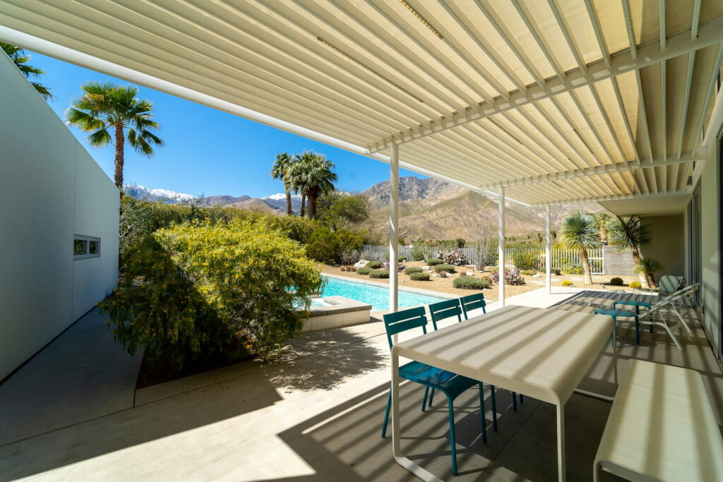 Installer une pergola en aluminium - reglementation guide